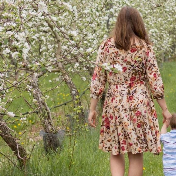 Grace & Lace dress XS - Picture 1 of 2